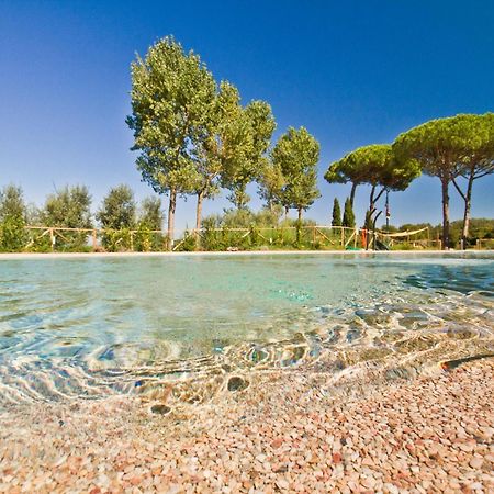 La Fattoria Di Tirrenia Aparthotel Buitenkant foto