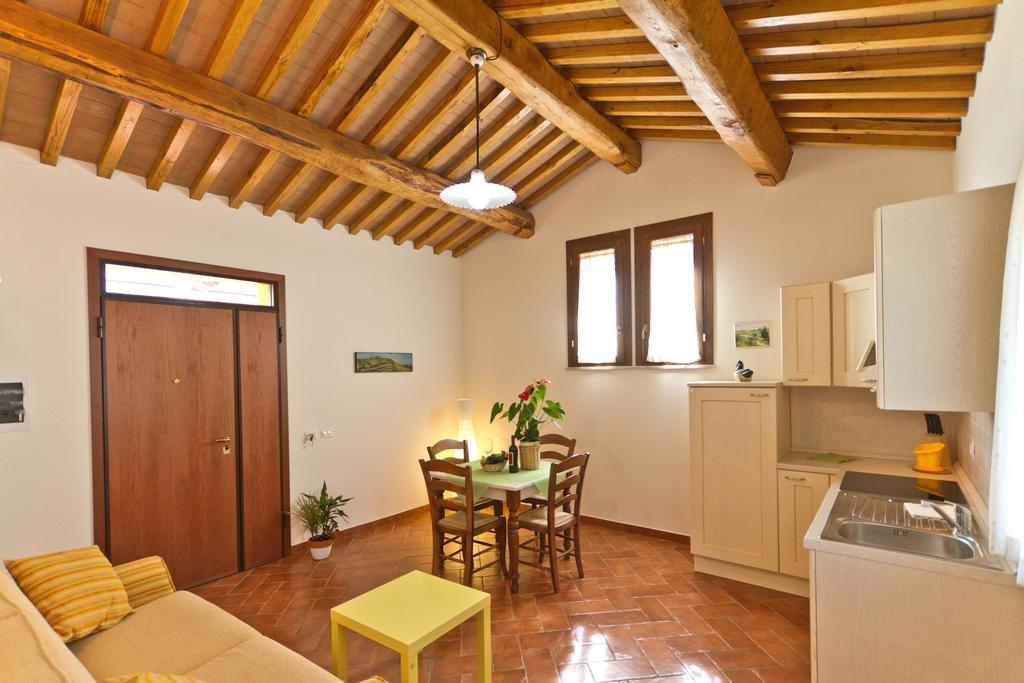 La Fattoria Di Tirrenia Aparthotel Kamer foto